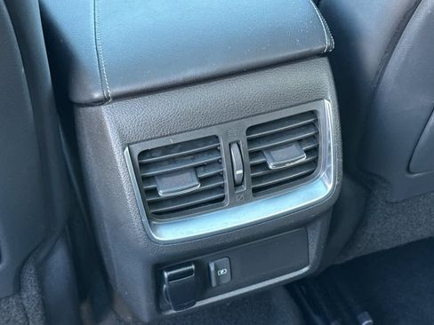 Used 2019 INFINITI QX50 Luxe w/ Navigation Package image 14