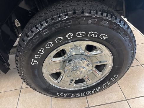 Used 2024 RAM 2500 Tradesman w/ Chrome Appearance Group AWD/4WD image 34