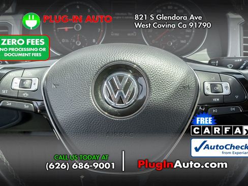 Used 2019 Volkswagen Atlas SE w/ Panoramic Sunroof Package FWD image 19