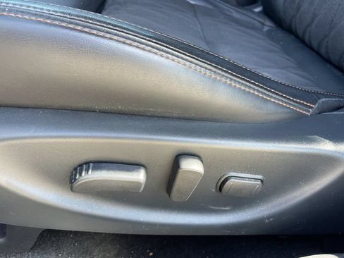Used 2023 Nissan Maxima SR w/ Sport Mat Group FWD image 27