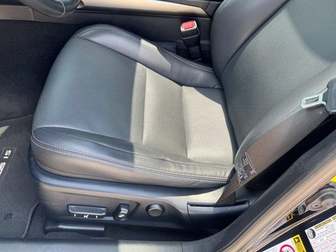 Used 2015 Lexus IS 250 AWD w/ Navigation System Package image 15