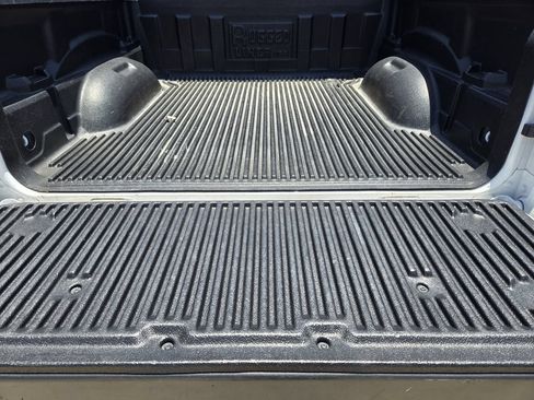 Used 2024 RAM 1500 Laramie RWD image 31