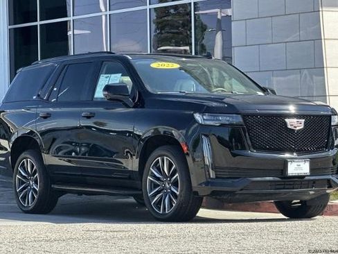Certified 2022 Cadillac Escalade Sport Platinum AWD/4WD image 1