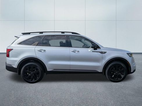 Used 2022 Kia Sorento S w/ Panoramic Sunroof Package AWD/4WD image 7