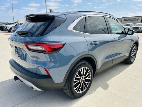 Used 2025 Ford Escape PHEV w/ PHEV Premium Package image 43