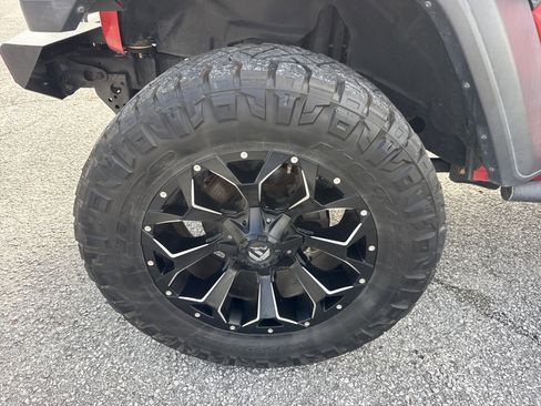 Used 2020 Jeep Gladiator Sport w/ Quick Order Package 24S image 36