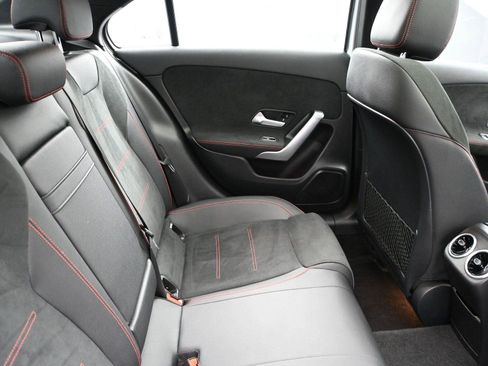 Used 2020 Mercedes-Benz A 220 4MATIC image 25