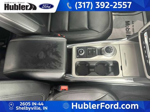 Used 2023 Ford Explorer XLT w/ Equipment Group 202A AWD/4WD image 27