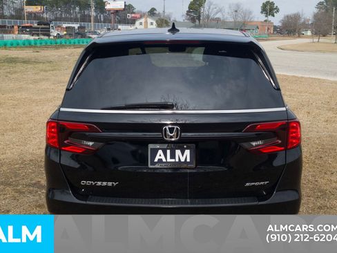Used 2023 Honda Odyssey Sport image 7