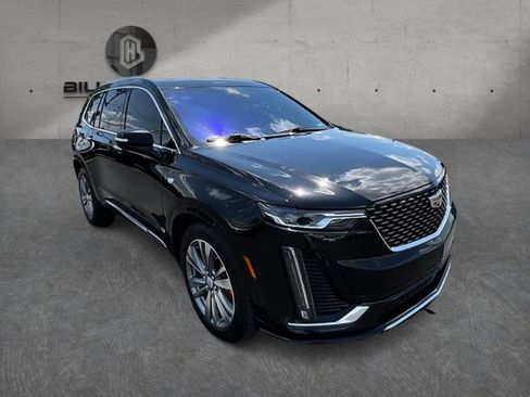 Used 2021 Cadillac XT6 Premium Luxury AWD/4WD image 3
