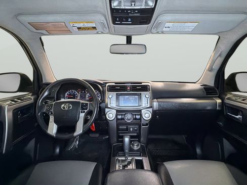 Used 2017 Toyota 4Runner SR5 Premium image 31