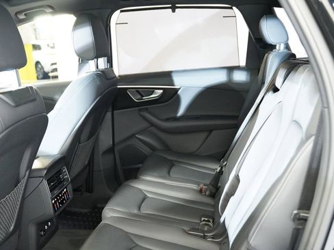 Used 2025 Audi Q7 3.0T Premium Plus w/ Premium Plus Package image 19