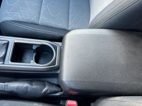 Used 2021 Toyota Tacoma TRD Off-Road w/ Technology Package image 31