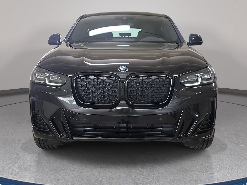 Certified 2024 BMW X4 xDrive30i w/ M Sport Package AWD/4WD image 2