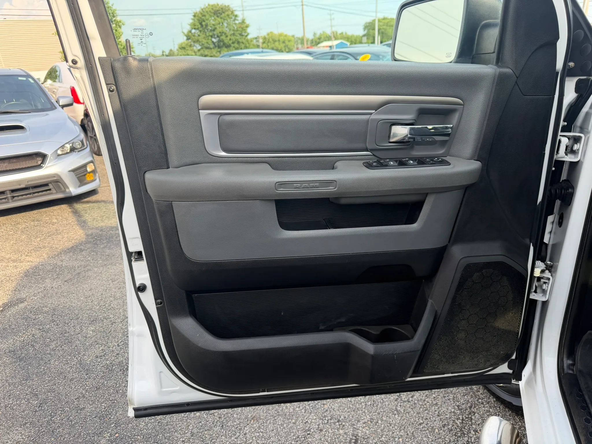 Used 2016 RAM 1500 Big Horn AWD/4WD image 12