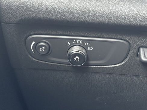 Certified 2023 Buick Envision Avenir image 25