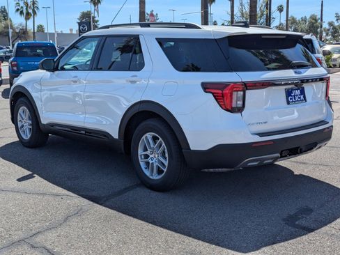 New 2026 Ford Explorer Active w/ Active Comfort Package RWD image 4