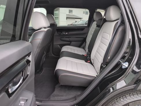 Used 2026 Honda CR-V Sport Touring image 15