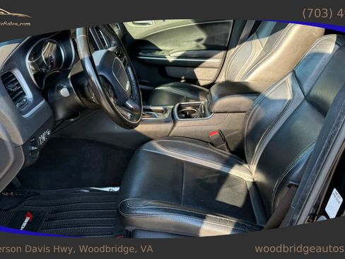 Used 2020 Dodge Charger SXT w/ Leather Interior Group RWD image 11