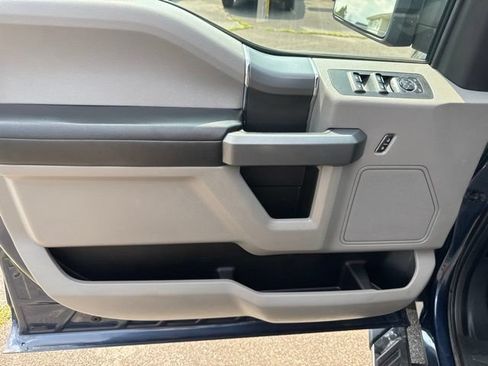 Used 2016 Ford F150 XLT w/ Equipment Group 302A Luxury AWD/4WD image 14