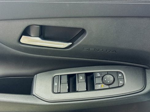 New 2026 Nissan Sentra SV w/ SV Convenience Package FWD image 17