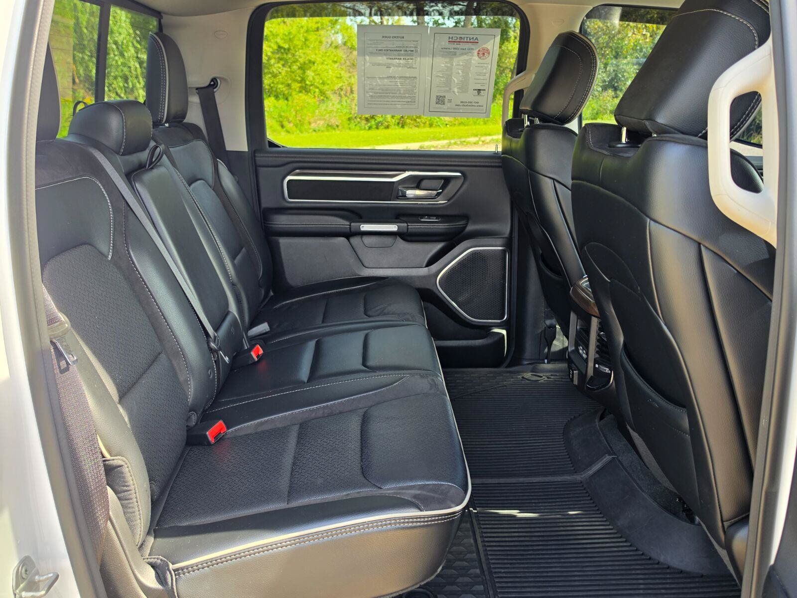 Used 2022 RAM 1500 Laramie AWD/4WD image 13