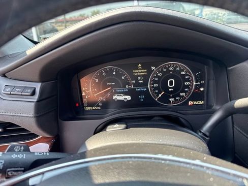 Used 2015 Cadillac Escalade ESV Luxury AWD/4WD image 16