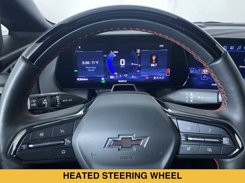 Certified 2024 Chevrolet Equinox EV RS FWD image 3