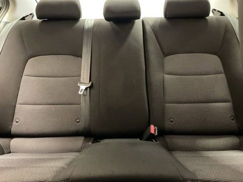 Used 2018 Kia Forte LX image 11