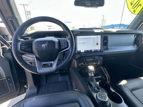 Used 2024 Ford Bronco Badlands AWD/4WD image 22