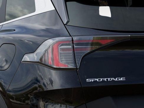 New 2026 Kia Sportage EX image 11