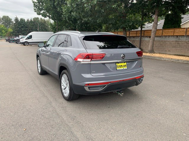 Used 2022 Volkswagen Atlas Cross Sport SE w/ Panoramic Sunroof Package AWD/4WD image 3