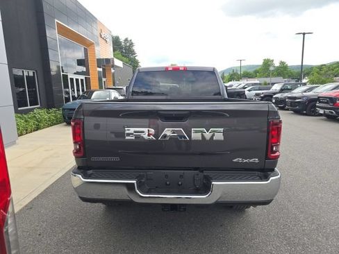 Certified 2026 RAM 2500 Big Horn AWD/4WD image 6