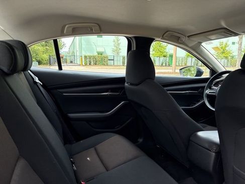Used 2021 MAZDA MAZDA3 s FWD image 24