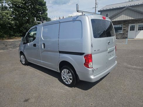 Used 2014 Nissan NV200 SV w/ Exterior Appearance Package FWD image 5