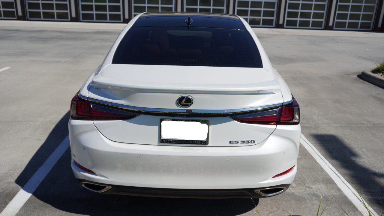 Certified 2024 Lexus ES 350 Ultra Luxury w/ Accessory Package (Z2) FWD image 7