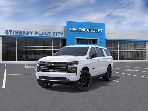 New 2026 Chevrolet Suburban High Country AWD/4WD image 8
