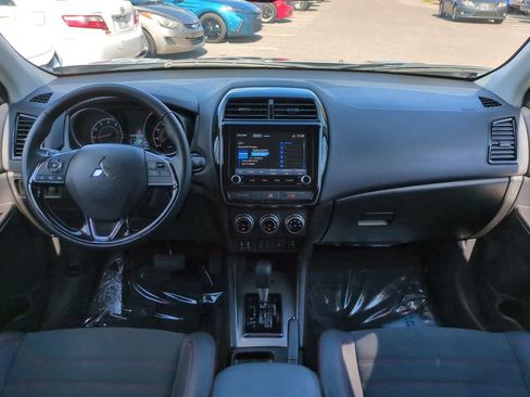 Used 2025 Mitsubishi Outlander Sport SE image 14