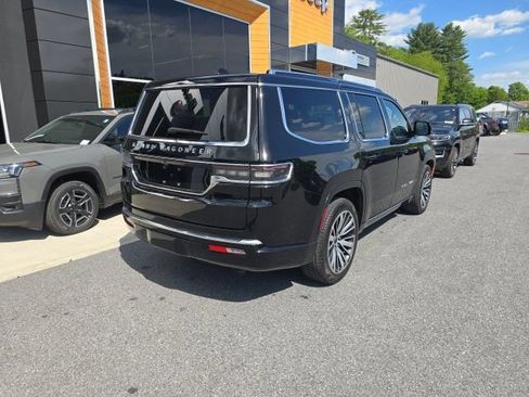 Certified 2025 Jeep Grand Wagoneer 4WD w/ 8-Passenger Seating Package image 7