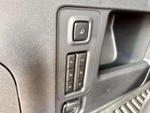 Used 2025 Ford Expedition Tremor image 19