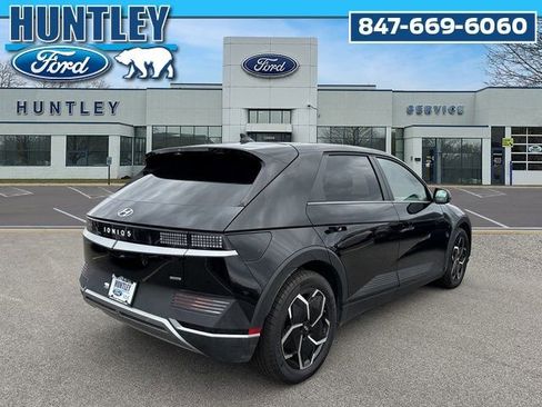 Used 2024 Hyundai Ioniq 5 SEL image 5