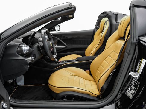 Used 2022 Ferrari 812 GTS RWD image 47