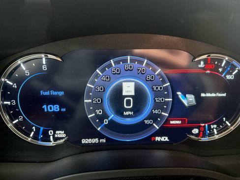 Used 2018 Cadillac Escalade Luxury image 19