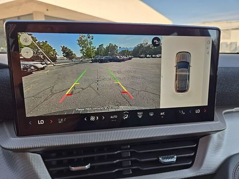 New 2025 Ford Explorer Active w/ Active Comfort Package image 22