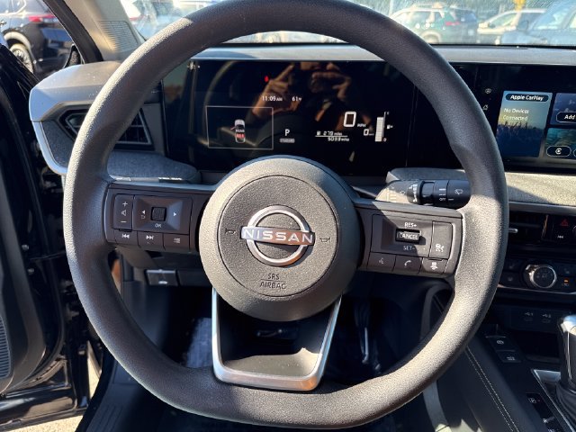 Certified 2025 Nissan Kicks SV w/ SV Premium Package AWD/4WD image 18