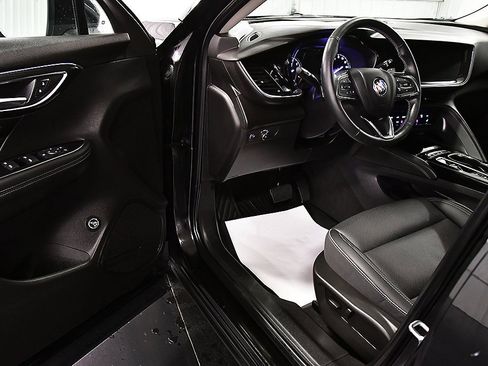 Used 2023 Buick Envision Essence image 13