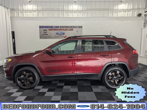 Used 2019 Jeep Cherokee Latitude Plus AWD/4WD image 1