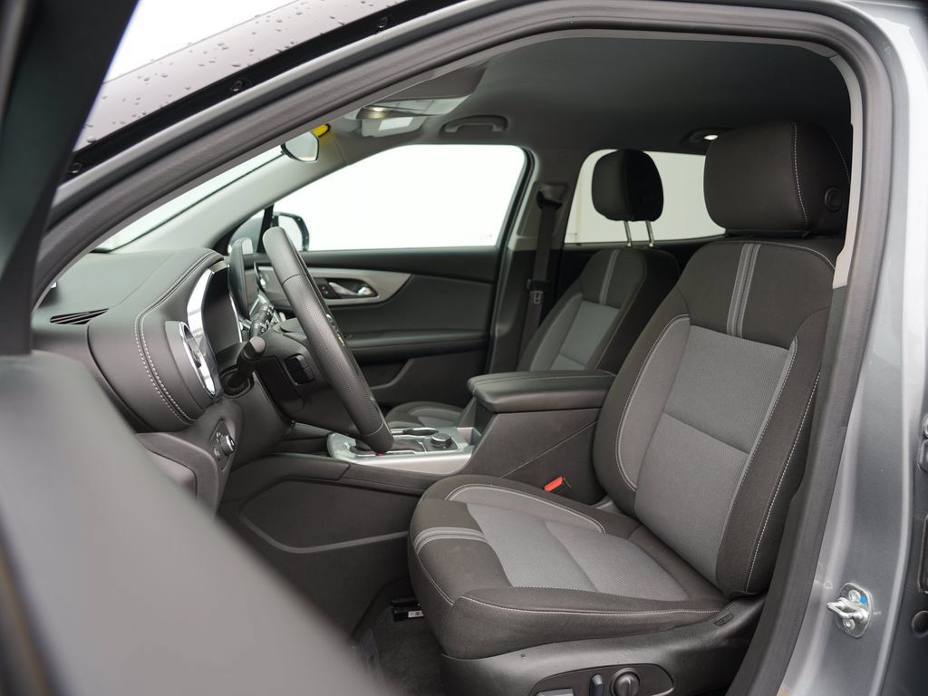 Certified 2024 Chevrolet Blazer LT AWD/4WD image 12