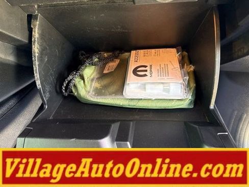 Used 2019 Jeep Renegade Latitude w/ Cold Weather Group AWD/4WD image 43
