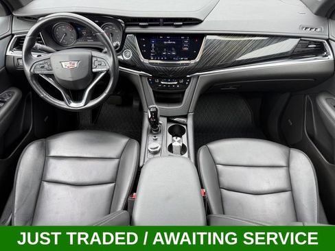 Used 2023 Cadillac XT6 Premium Luxury w/ Technology Package AWD/4WD image 19